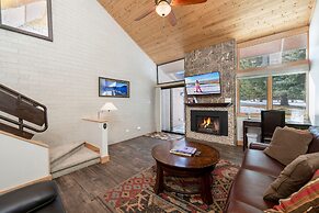 Park Avenue Upgraded 2 Bedroom Condominiums