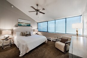 Park Avenue Upgraded 2 Bedroom Condominiums