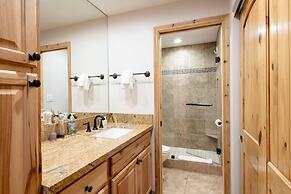 Park Avenue Upgraded 2 Bedroom Condominiums