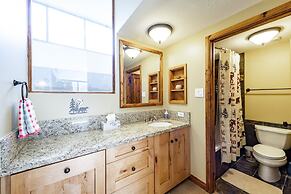 Park Avenue Upgraded 2 Bedroom Condominiums