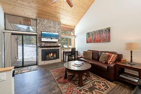 Park Avenue Upgraded 2 Bedroom Condominiums