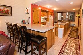 Park Avenue Upgraded 2 Bedroom Condominiums