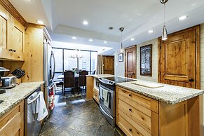 Park Avenue Upgraded 2 Bedroom Condominiums