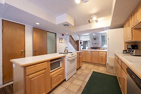 Park Avenue 3 Bedroom Condominiums