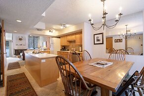 Park Avenue 3 Bedroom Condominiums