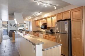 Park Avenue 3 Bedroom Condominiums