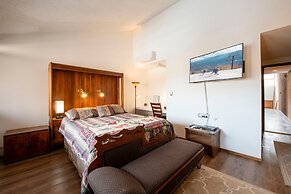 Park Avenue 3 Bedroom Condominiums