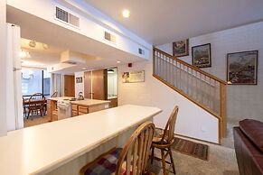 Park Avenue 3 Bedroom Condominiums