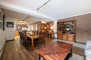 Park Avenue 3 Bedroom Condominiums