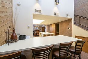 Park Avenue 3 Bedroom Condominiums