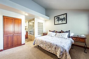 Park Avenue 3 Bedroom Condominiums