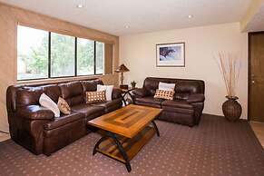 Park Avenue 3 Bedroom Condominiums