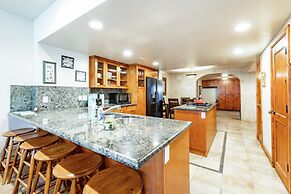 Park Avenue 3 Bedroom Condominiums