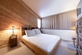 Park Avenue 3 Bedroom Condominiums