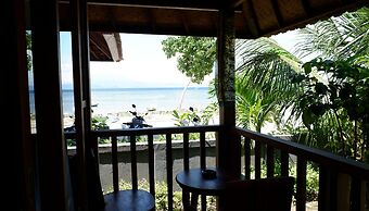 Mangrove Beach Hut Lembongan