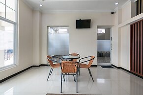 Capital O 3930 Griya Loka Syariah