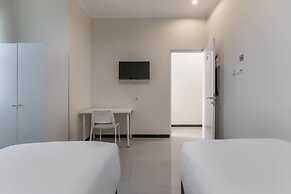 Capital O 3930 Griya Loka Syariah