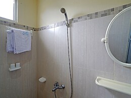 OYO 90836 Bartu Guesthouse