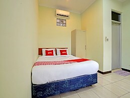 OYO 90836 Bartu Guesthouse