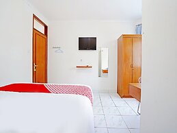 OYO 90840 Teratai Residence