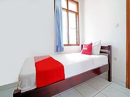 OYO 90840 Teratai Residence