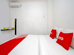 OYO 90840 Teratai Residence