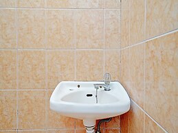 OYO 90840 Teratai Residence