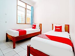 OYO 90840 Teratai Residence