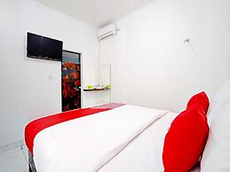 OYO 90840 Teratai Residence