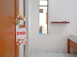 OYO 90840 Teratai Residence