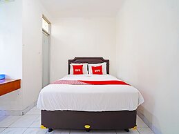 OYO 90840 Teratai Residence