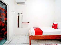 OYO 90840 Teratai Residence