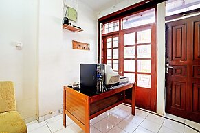 OYO 90840 Teratai Residence