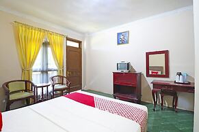 Super OYO 90382 Hotel Sarah Sukabumi