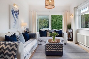 Portsea - Sea Views Close to Beach