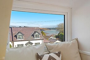 Portsea - Sea Views Close to Beach