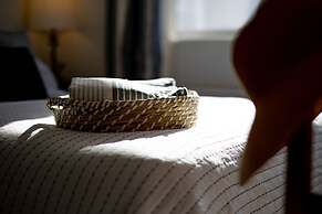 Portsea - Sea Views Close to Beach