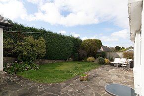 Portsea - Sea Views Close to Beach