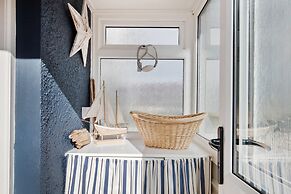 Portsea - Sea Views Close to Beach