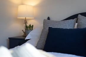 Portsea - Sea Views Close to Beach