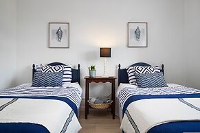 Portsea - Sea Views Close to Beach