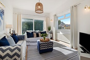 Portsea - Sea Views Close to Beach