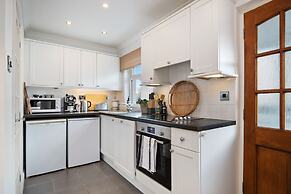 Portsea - Sea Views Close to Beach