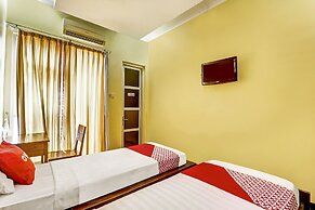OYO 91036 Hotel Simpang Lima Gkpri