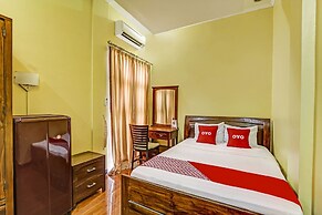 OYO 91036 Hotel Simpang Lima Gkpri