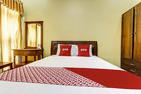 OYO 91036 Hotel Simpang Lima Gkpri