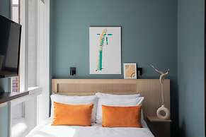 Bob W Tower Hill Studios