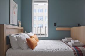 Bob W Tower Hill Studios