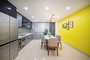 N to M House
