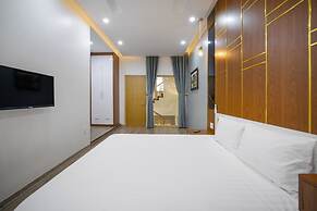 N to M House